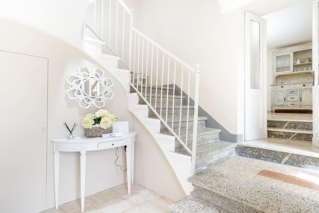 Roppolo Rose Suite Apartments מראה חיצוני תמונה